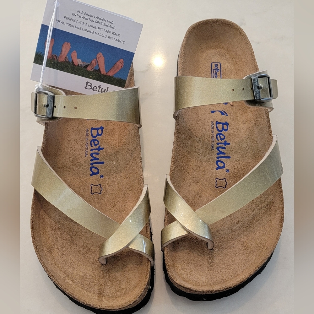 Birkenstock Betula gold sandals